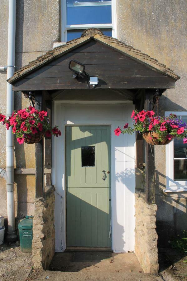 Snowdrop Cottage Γκλόστερ Εξωτερικό φωτογραφία